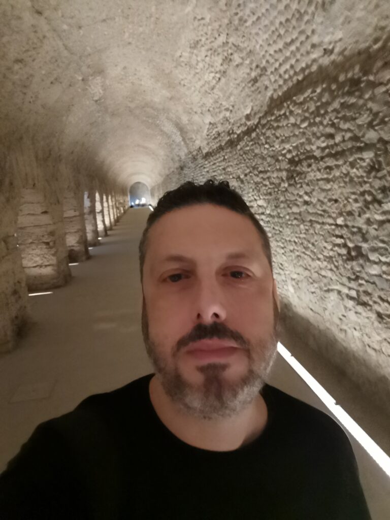 Selfie al criptoportico di Aosta